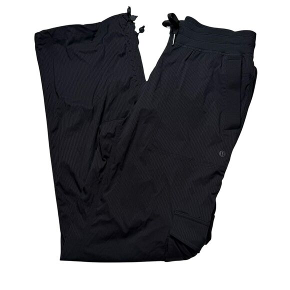 Lululemon Dance Studio Relaxed-Fit Mid-Rise Cargo Pant *Black - Picture 2 of 13